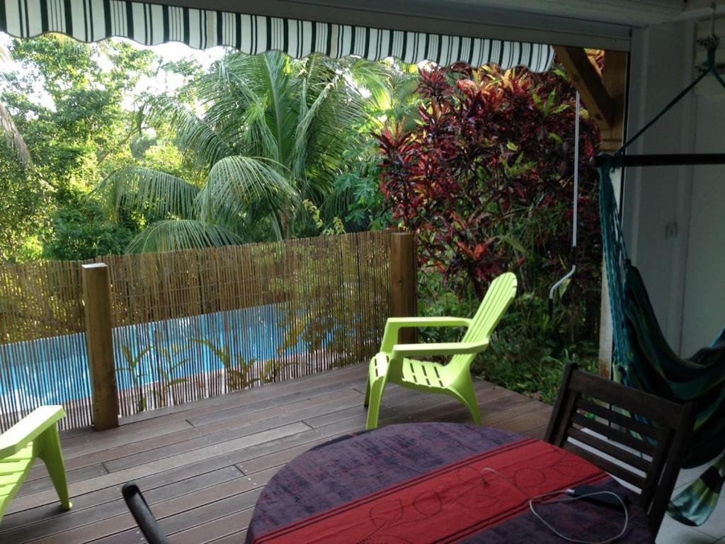 Confortable T1 Le Gosier, Wi-Fi, Piscine Dans Gite ル・ゴジエ エクステリア 写真